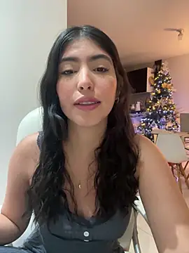 Snapshot of Gaby_zahir_ chatting on December 28, 9:52 am Gaby zahir  online show from December 28, 9:52 am