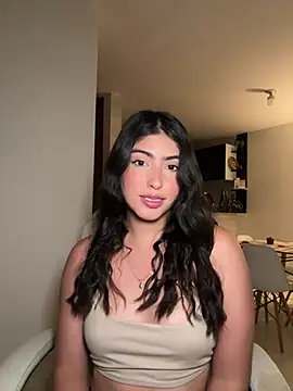 Snapshot of Gaby_zahir_ chatting on January 13, 9:52 am Gaby zahir  online show from January 13, 9:52 am