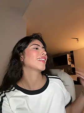 Snapshot of Gaby_zahir_ chatting on January 15, 12:30 am Gaby zahir  online show from January 15, 12:30 am