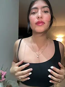 Snapshot of Gaby_zahir_ chatting on January 29, 9:55 am Gaby zahir  online show from January 29, 9:55 am
