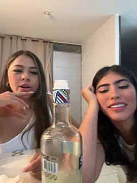 Snapshot of Gaby_zahir_ chatting on February 23, 3:24 am Gaby zahir  online show from February 23, 3:24 am
