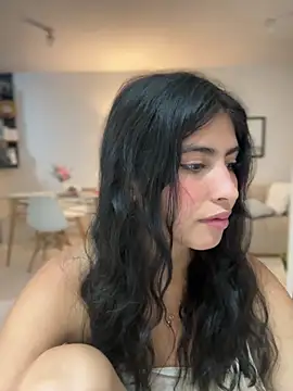 Snapshot of Gaby_zahir_ chatting on March 11, 12:39 pm Gaby zahir  online show from March 11, 12:39 pm