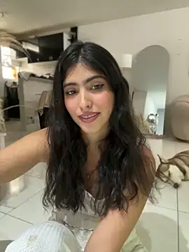 Snapshot of Gaby_zahir_ chatting on March 18, 3:53 pm Gaby zahir  online show from March 18, 3:53 pm