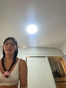 Gaby zahir  online show from November 15, 6:15 pm