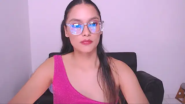 1eve rox online show from December 6, 5:42 am