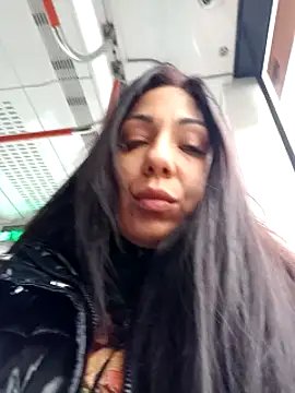 LeticiaWoods online show from December 3, 8:38 am