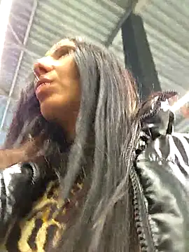 LeticiaWoods online show from January 18, 11:58 am