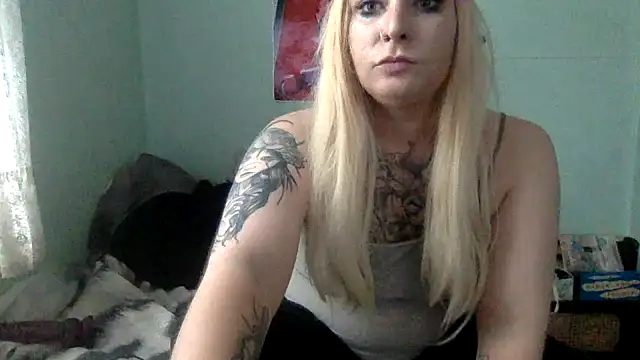 Snapshot of alexabunni chatting on July 5, 3:30 pm alexabunni online show from July 5, 3:30 pm
