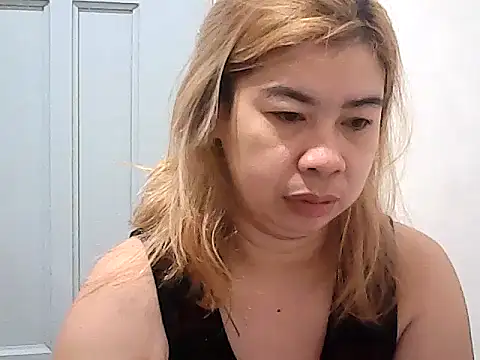 Snapshot of Totally_Naked69 chatting on January 25, 12:48 am Totally Naked69 online show from January 25, 12:48 am