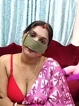 Queen Dolly online show from February 5, 6:15 pm