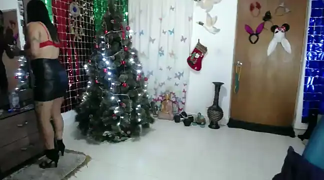 Snapshot of Sweett_Anya chatting on December 26, 9:37 pm Sweett Anya online show from December 26, 9:37 pm