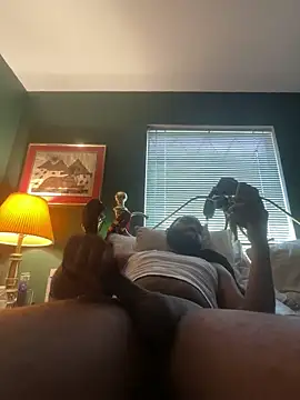 Snapshot of sukisnpaii chatting on March 27, 7:35 pm sukisnpaii online show from March 27, 7:35 pm