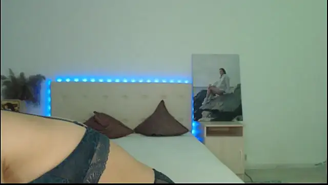 RoxannePure online show from October 9, 3:37 am