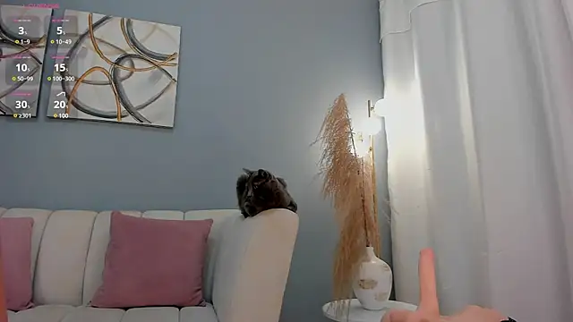 Snapshot of BrookeMiller chatting on January 29, 11:35 pm BrookeMiller online show from January 29, 11:35 pm