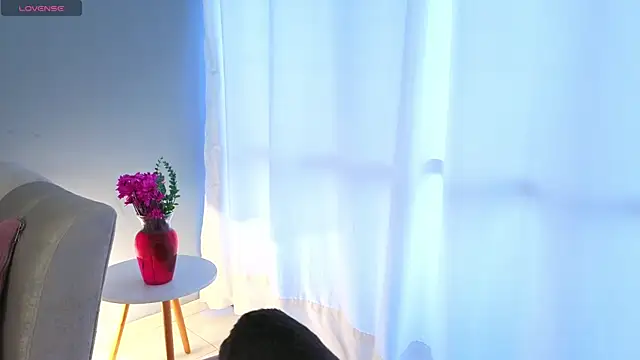 Snapshot of BrookeMiller chatting on October 21, 6:30 pm BrookeMiller online show from October 21, 6:30 pm