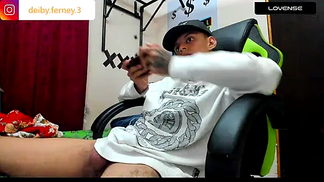 davidlatin66 online show from December 21, 4:19 am