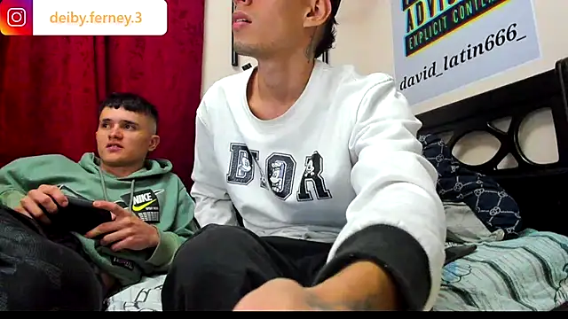 davidlatin66 online show from January 25, 3:51 am