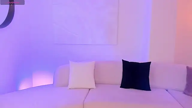 EveBensonX online show from March 16, 12:00 pm