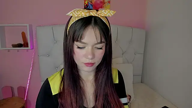 18candys online show from January 30, 11:24 pm