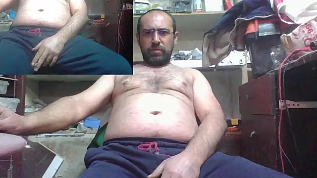 Snapshot of masculine_bear_daddy chatting on January 29, 6:18 pm masculine bear daddy online show from January 29, 6:18 pm