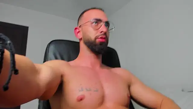 MichaelMasterss online show from December 13, 12:09 am