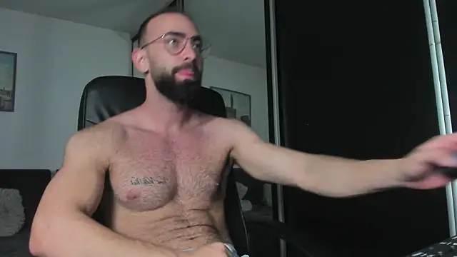 MichaelMasterss online show from October 24, 8:11 am