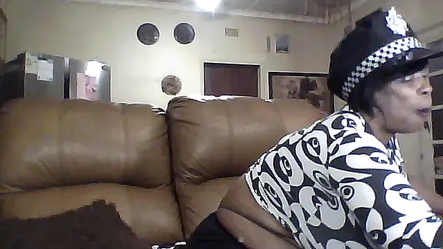 Gucci Bx online show from October 14, 10:21 pm