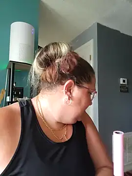 SexyNikki6969 online show from October 19, 12:06 pm