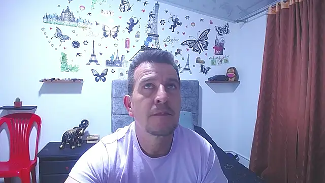 Snapshot of amaya_627 chatting on June 27, 3:44 am amaya 627 online show from June 27, 3:44 am