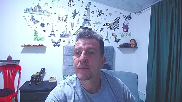Snapshot of amaya_627 chatting on July 24, 2:20 am amaya 627 online show from July 24, 2:20 am