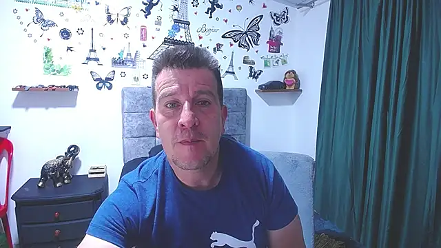 Snapshot of amaya_627 chatting on August 4, 2:48 am amaya 627 online show from August 4, 2:48 am