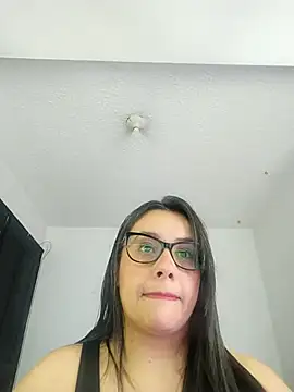 smile sweetpao online show from December 19, 3:30 pm