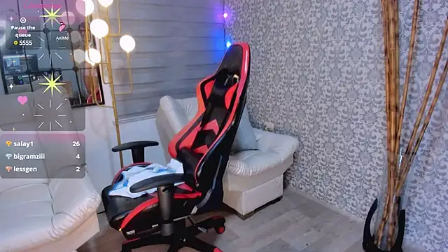 Snapshot of RenataReyes chatting on January 8, 2:57 am RenataReyes online show from January 8, 2:57 am