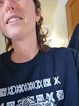 mossy kiss online show from January 13, 3:36 pm