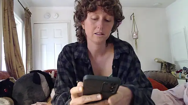 mossy kiss online show from September 9, 4:17 pm