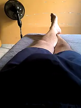 Snapshot of trimineiro_ chatting on April 21, 10:32 am trimineiro online show from April 21, 10:32 am