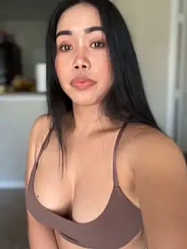 Snapshot of JazzieXo chatting on December 9, 5:08 pm JazzieXo online show from December 9, 5:08 pm