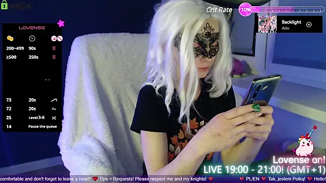 Snapshot of strawberry_muffin chatting on December 23, 6:27 pm strawberry muffin online show from December 23, 6:27 pm
