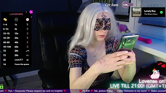 Snapshot of strawberry_muffin chatting on January 12, 6:38 pm strawberry muffin online show from January 12, 6:38 pm