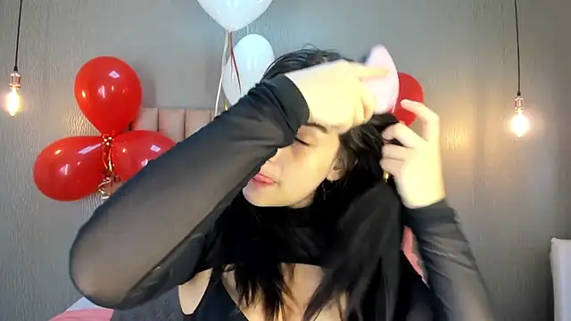 Alexa Thaylor  online show from February 19, 2:23 pm