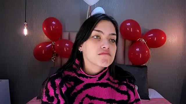 Alexa Thaylor  online show from February 27, 2:43 pm