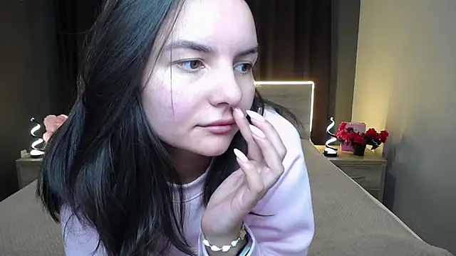 Snapshot of JasmineAsha chatting on January 18, 7:34 am JasmineAsha online show from January 18, 7:34 am