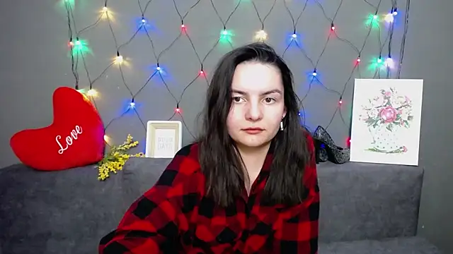 Snapshot of JasmineAsha chatting on February 9, 10:47 pm JasmineAsha online show from February 9, 10:47 pm