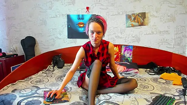 KagamiTayga online show from March 2, 8:27 am