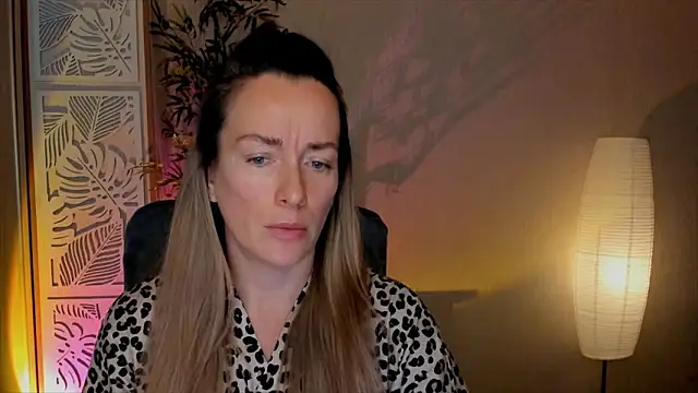 RebeccaMartinez online show from February 8, 5:44 am