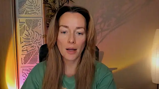 RebeccaMartinez online show from February 16, 6:09 am