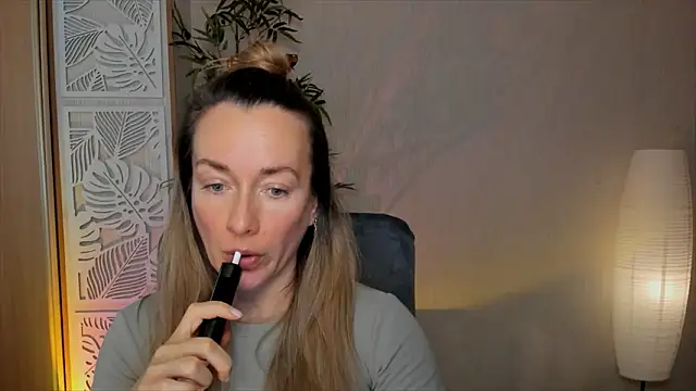 RebeccaMartinez online show from February 27, 7:08 am