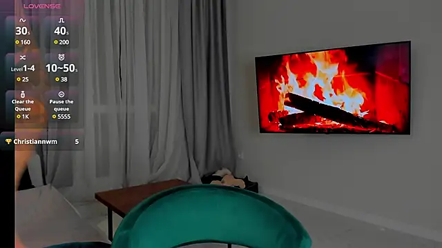 Snapshot of pantera_flashh chatting on January 6, 9:54 pm pantera flashh online show from January 6, 9:54 pm