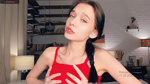 Riskyproject online show from February 17, 9:46 am