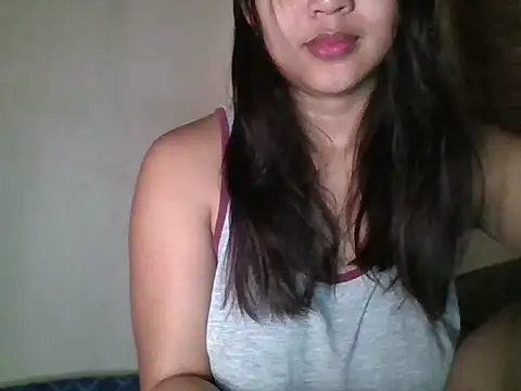 Snapshot of _smiling4u_ chatting on April 29, 5:30 pm smiling4u online show from April 29, 5:30 pm